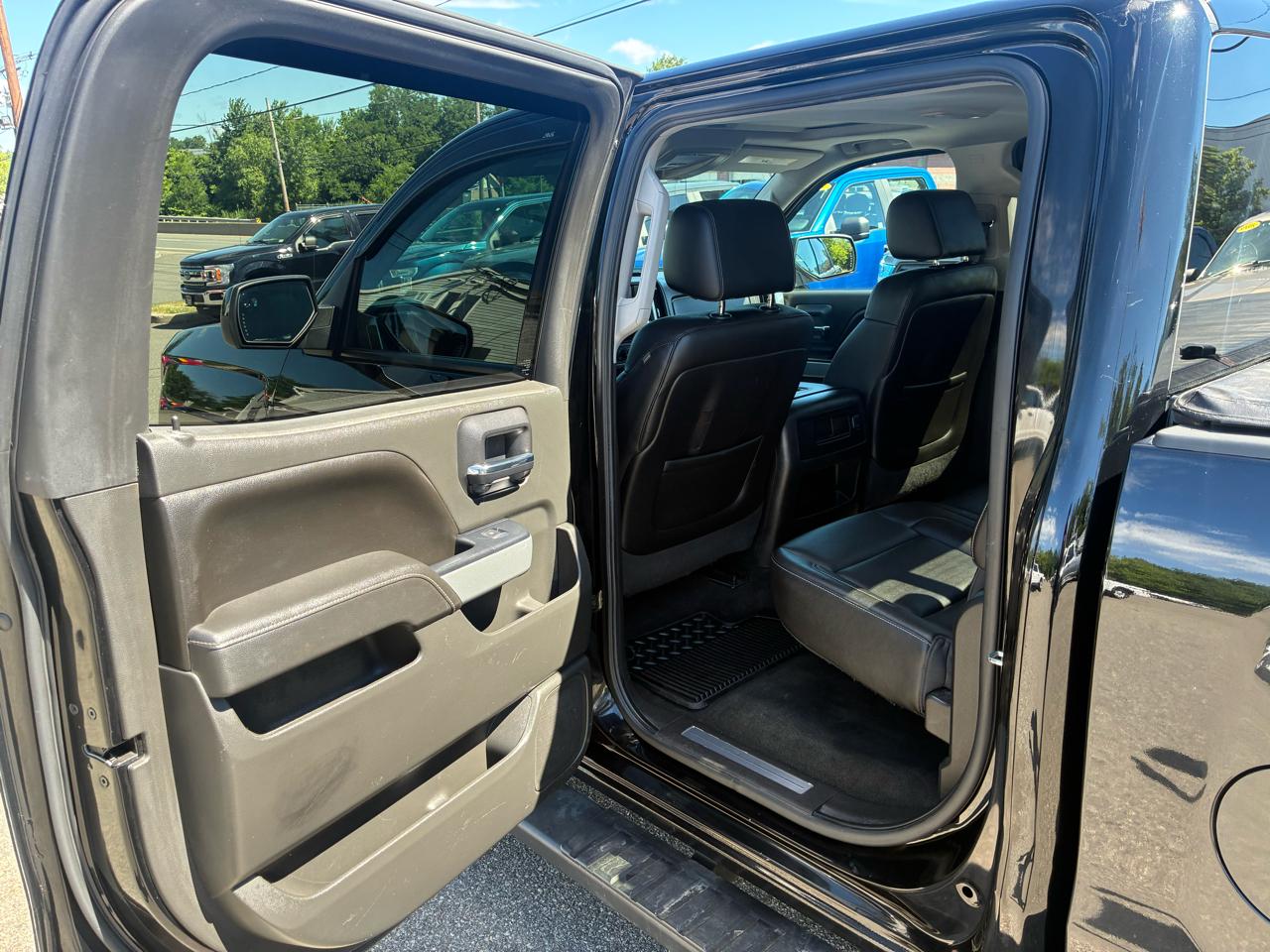 Chevrolet Silverado 1500 LTZ Z71 Crew Cab 4WD 2015