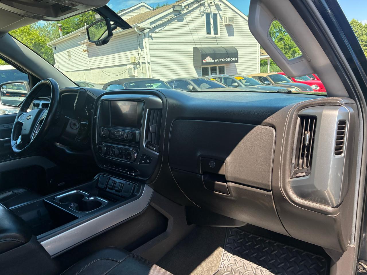 Chevrolet Silverado 1500 LTZ Z71 Crew Cab 4WD 2015