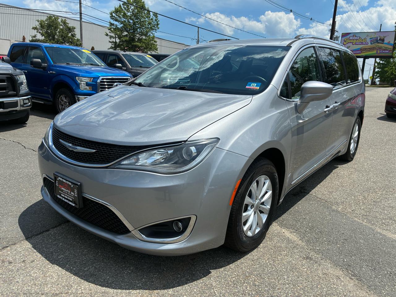 2018 Chrysler Pacifica Touring-L