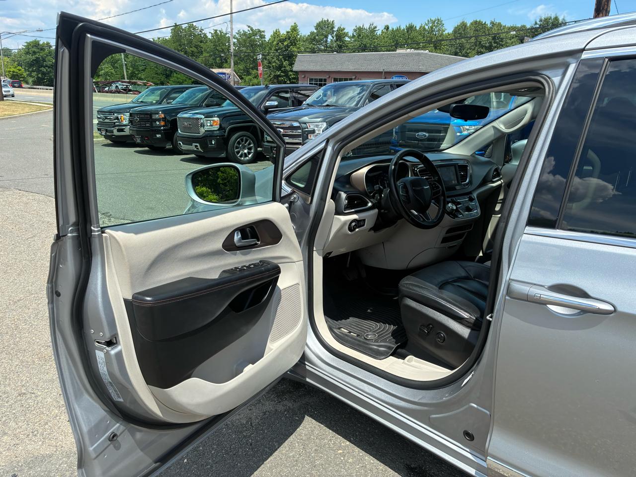 Chrysler Pacifica Touring-L 2018