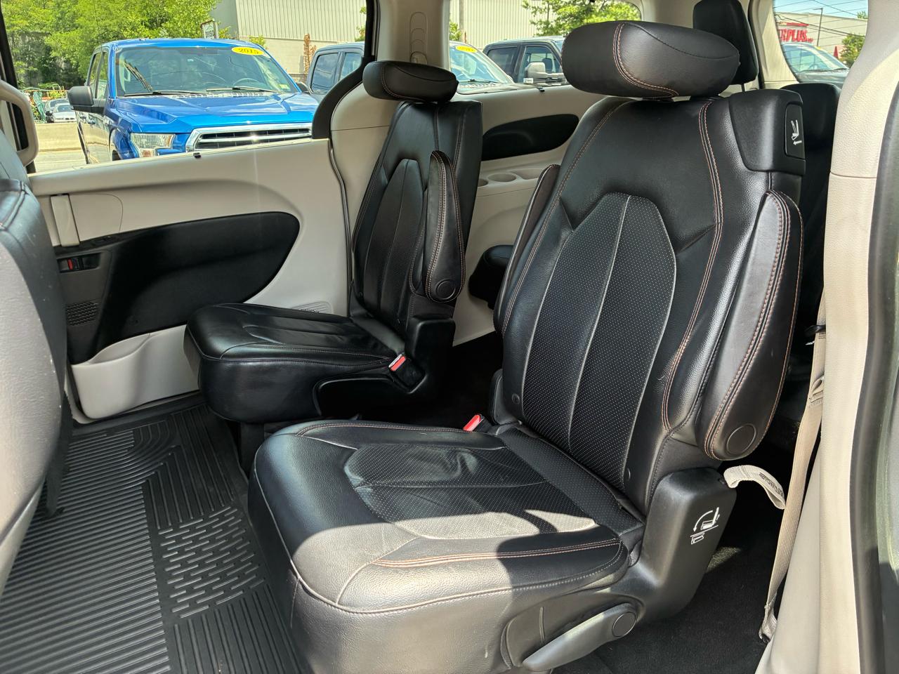 Chrysler Pacifica Touring-L 2018