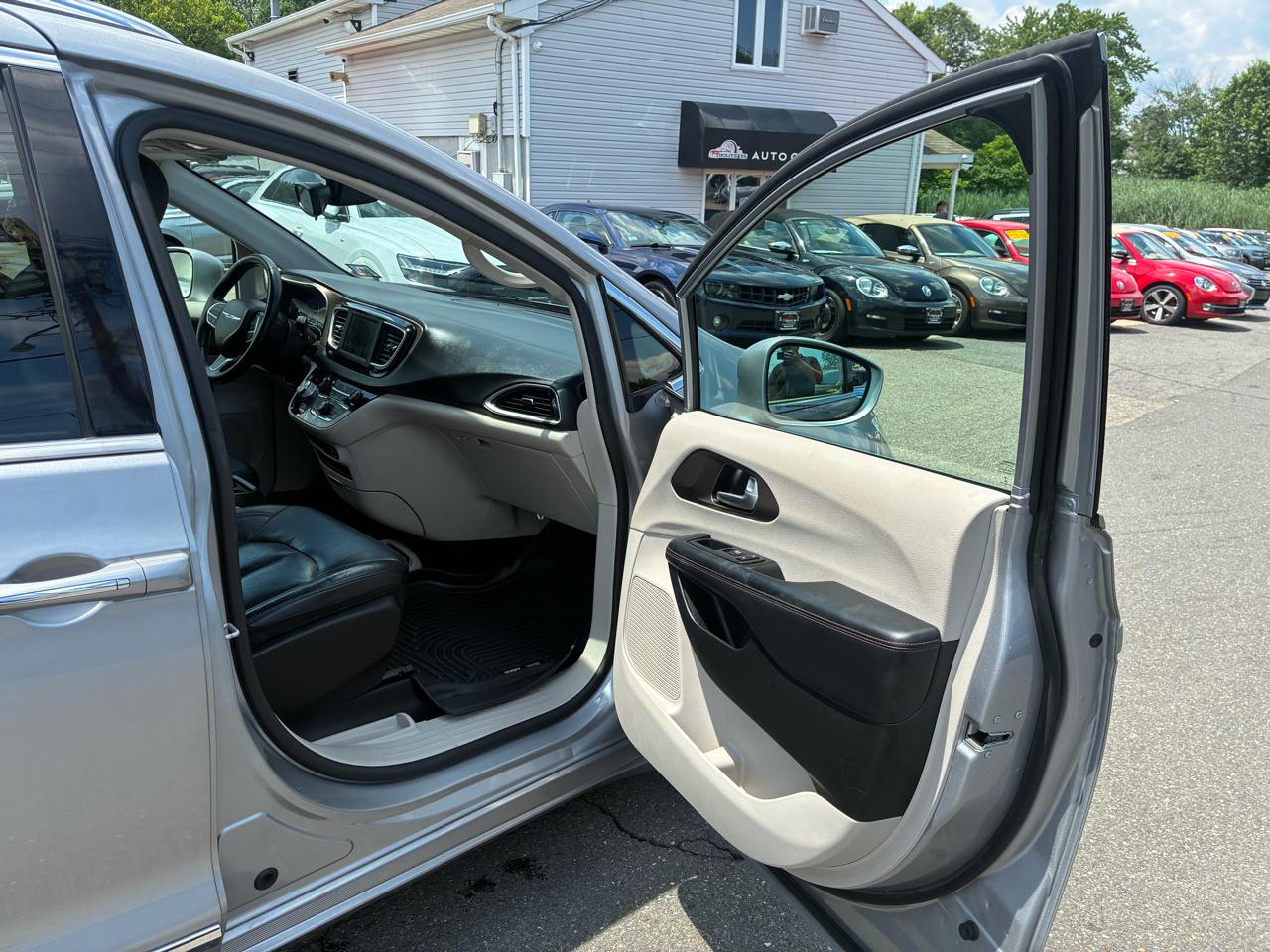 Chrysler Pacifica Touring-L 2018