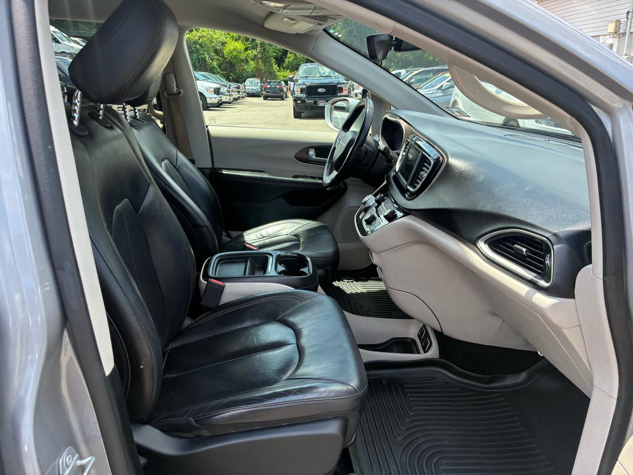 Chrysler Pacifica Touring-L 2018