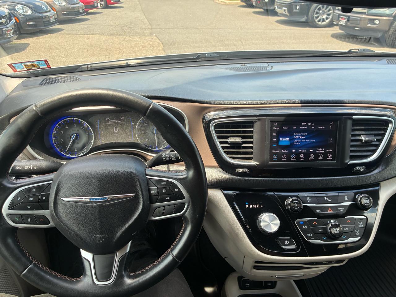 Chrysler Pacifica Touring-L 2018