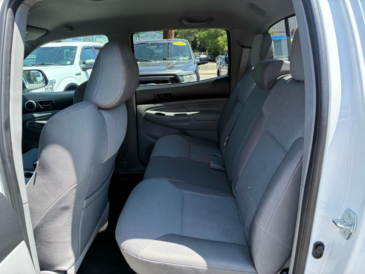 Toyota Tacoma Double Cab V6 4WD 2012