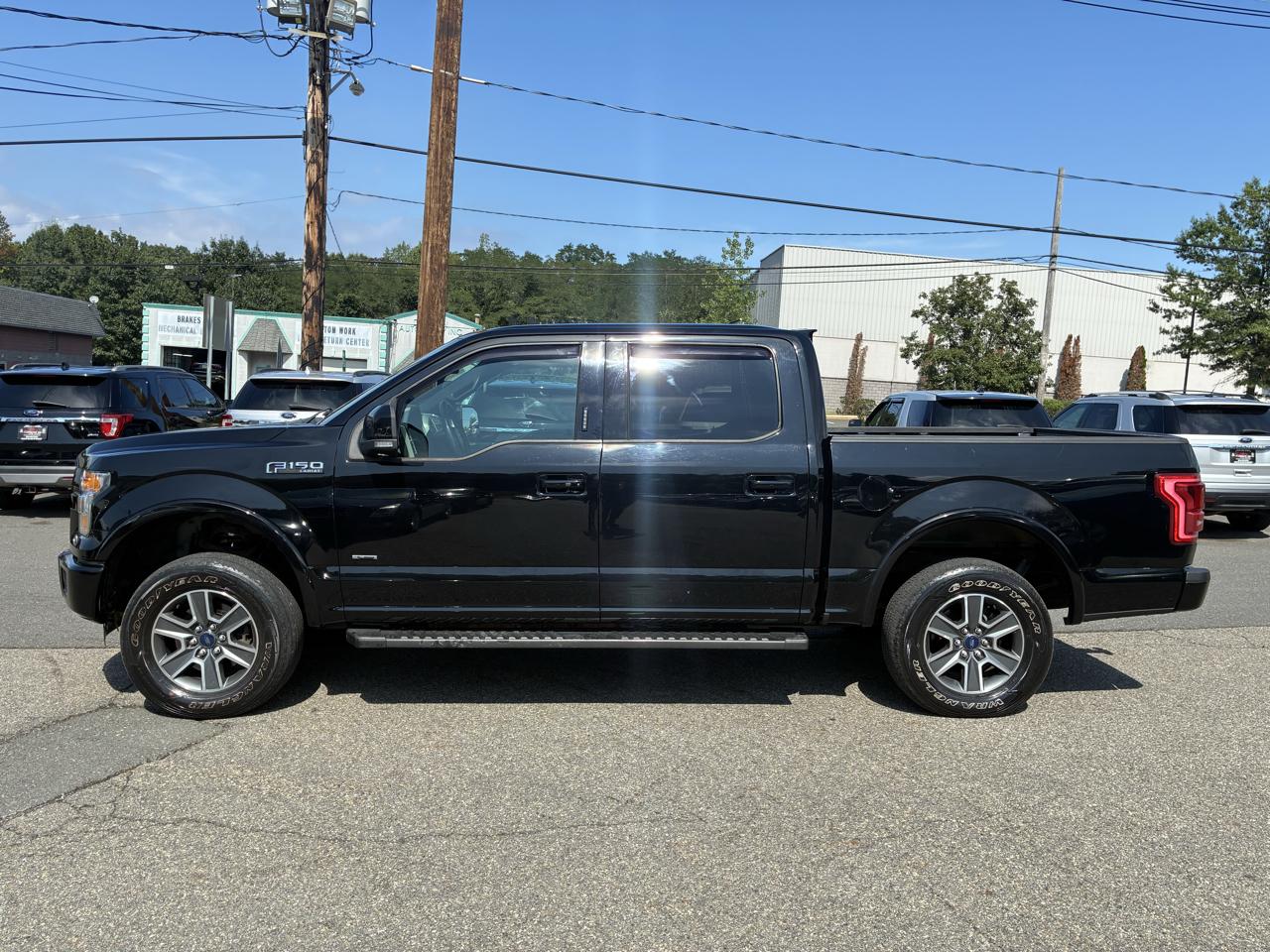 Ford F-150 Lariat SuperCrew 5.5-ft. Bed 4WD 2016