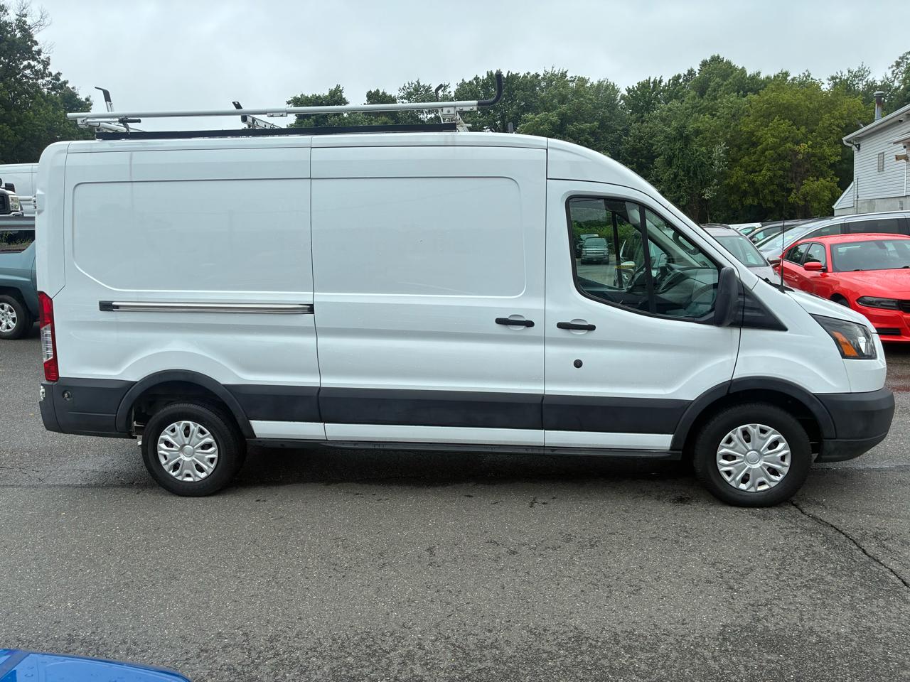 Ford Transit 250 Van Med. Roof w/Sliding Pass. 148-in. WB 2019