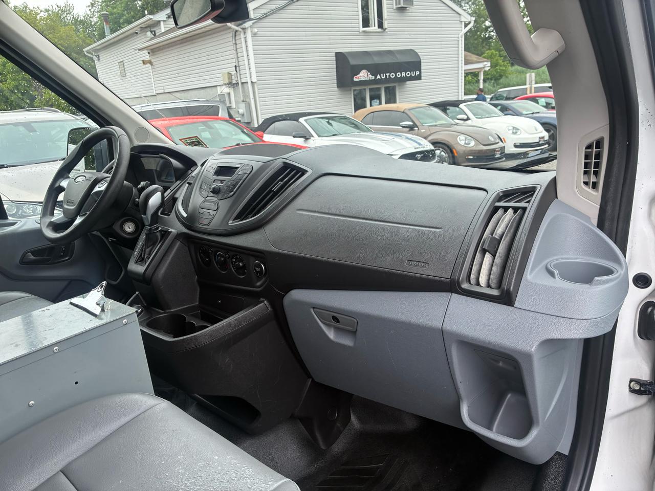 Ford Transit 250 Van Med. Roof w/Sliding Pass. 148-in. WB 2019