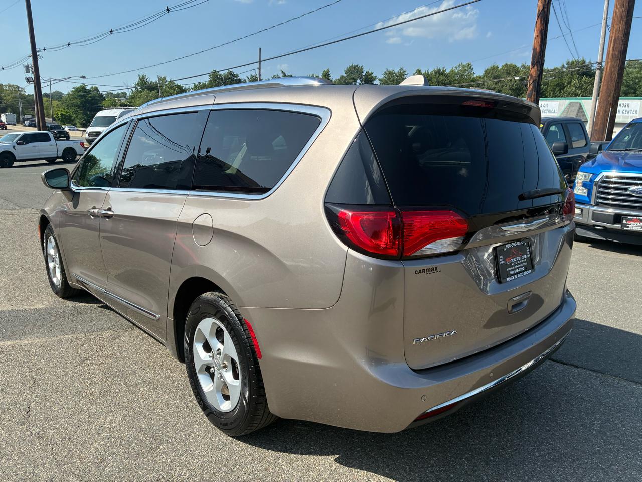 Chrysler Pacifica Touring-L Plus 2017