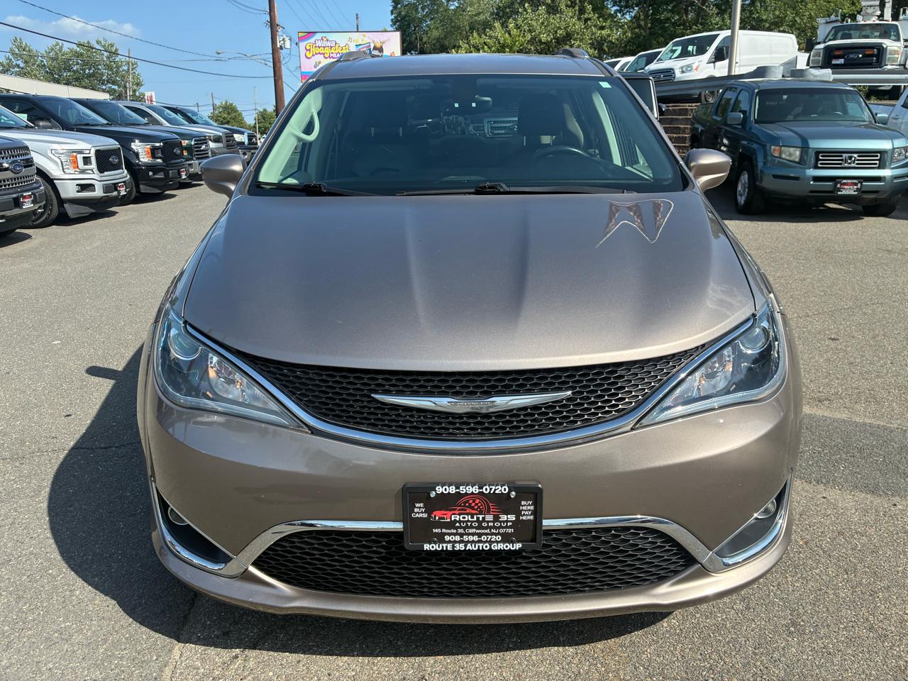 Chrysler Pacifica Touring-L Plus 2017