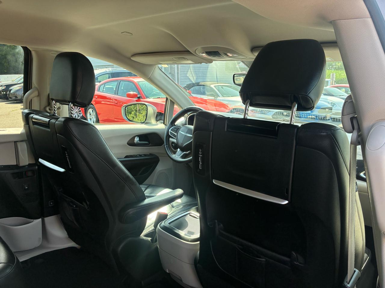 Chrysler Pacifica Touring-L Plus 2017