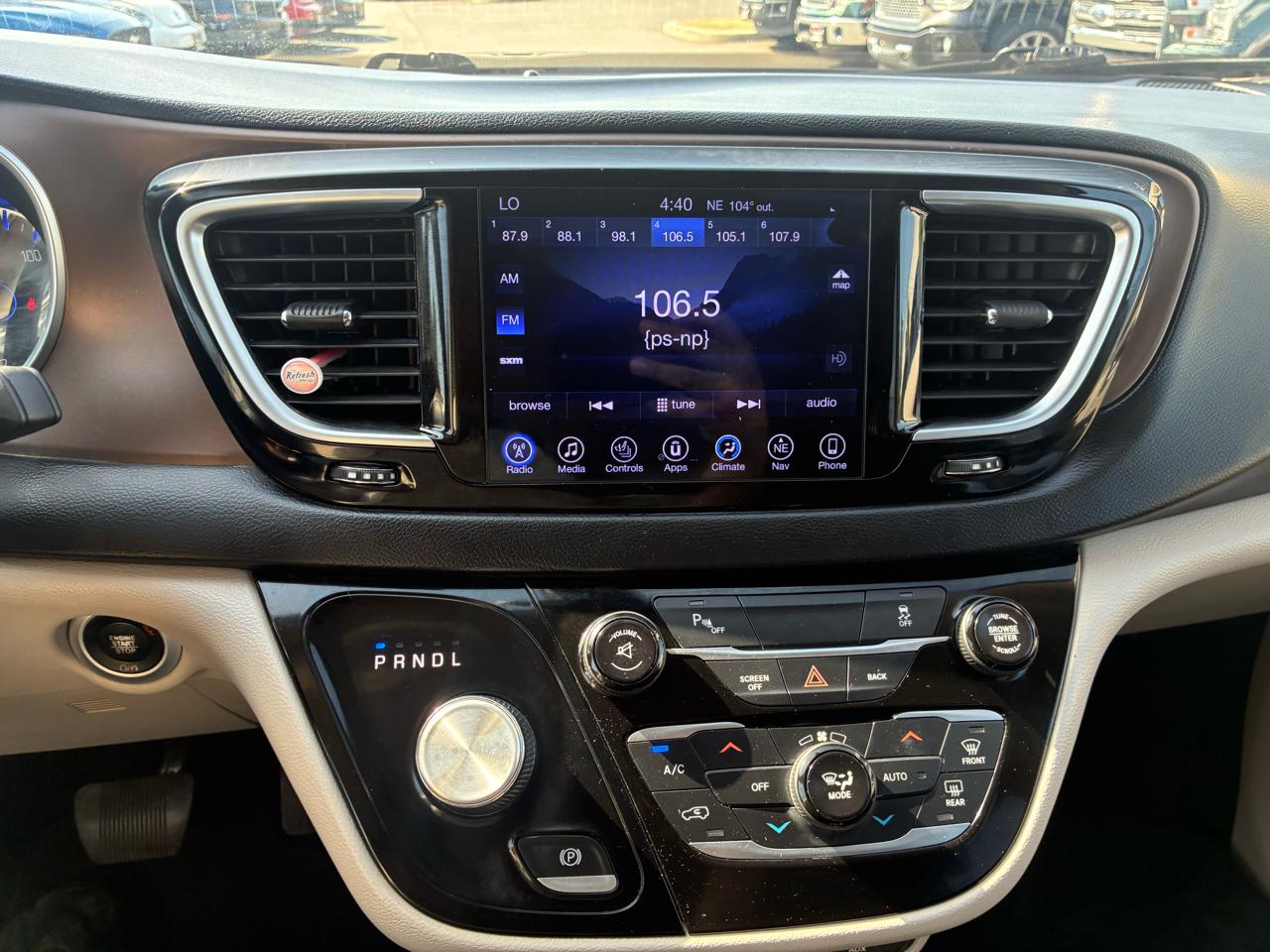 Chrysler Pacifica Touring-L Plus 2017
