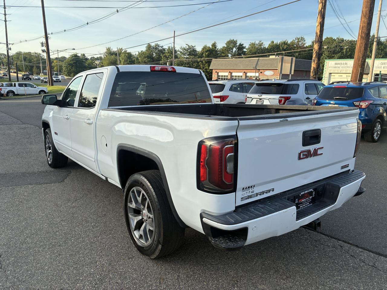 GMC Sierra 1500 SLT Crew Cab Short Box 4WD 2018
