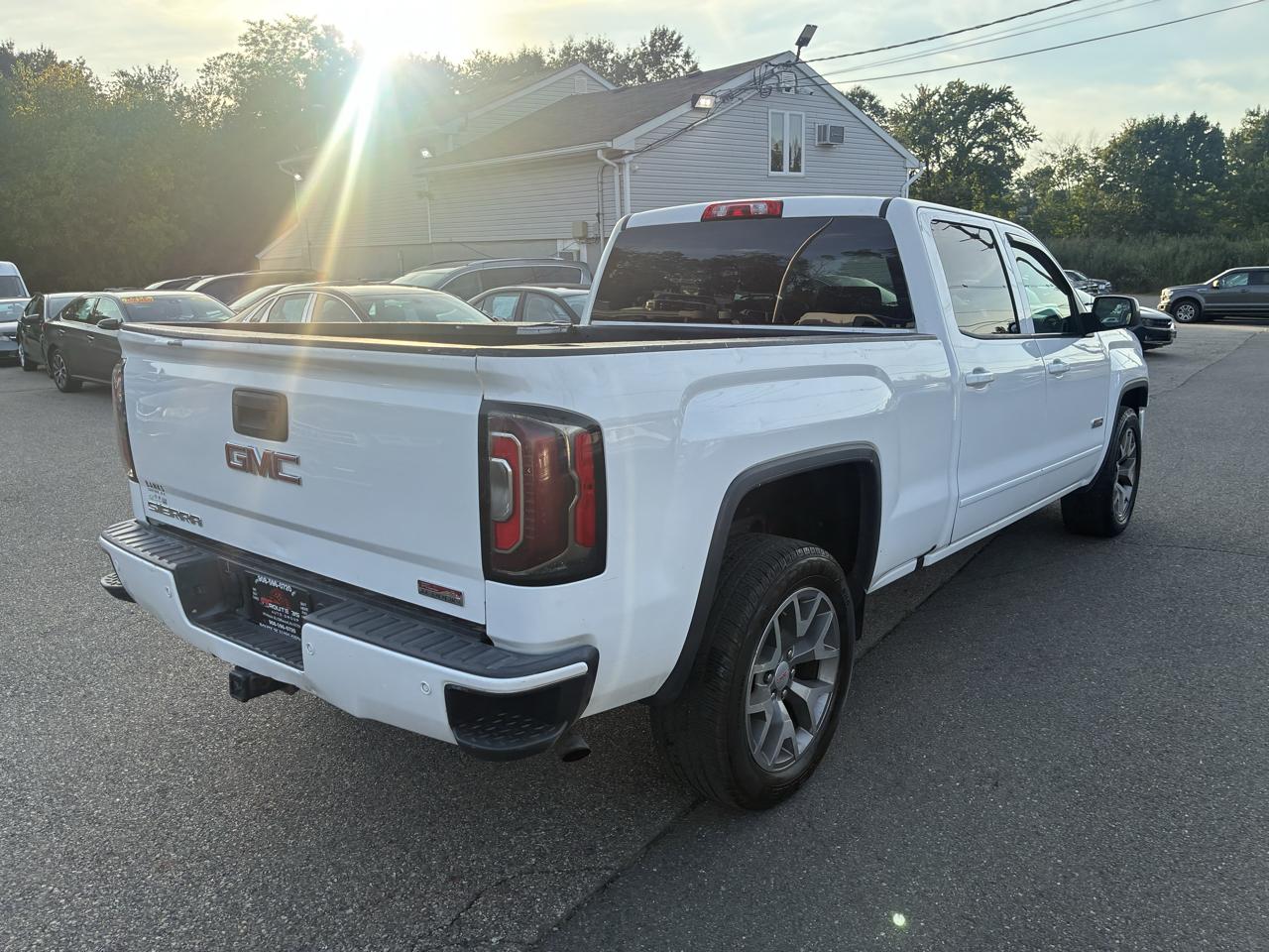 GMC Sierra 1500 SLT Crew Cab Short Box 4WD 2018