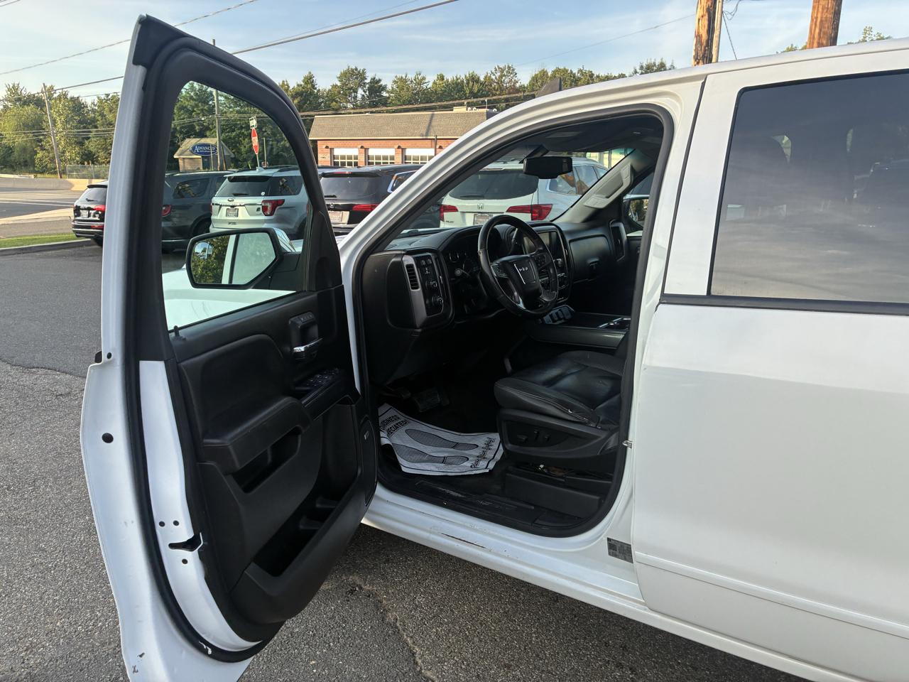 GMC Sierra 1500 SLT Crew Cab Short Box 4WD 2018