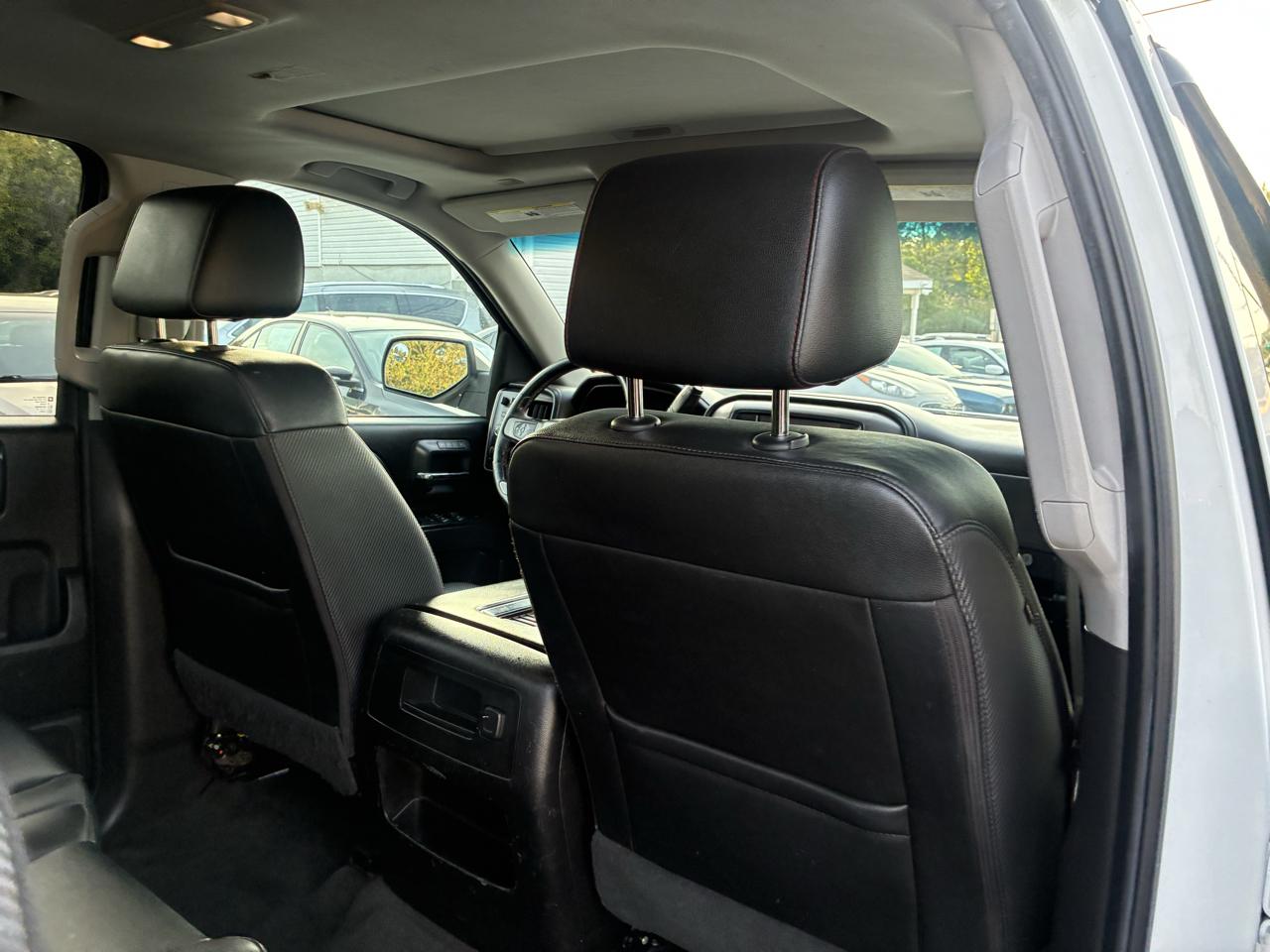 GMC Sierra 1500 SLT Crew Cab Short Box 4WD 2018