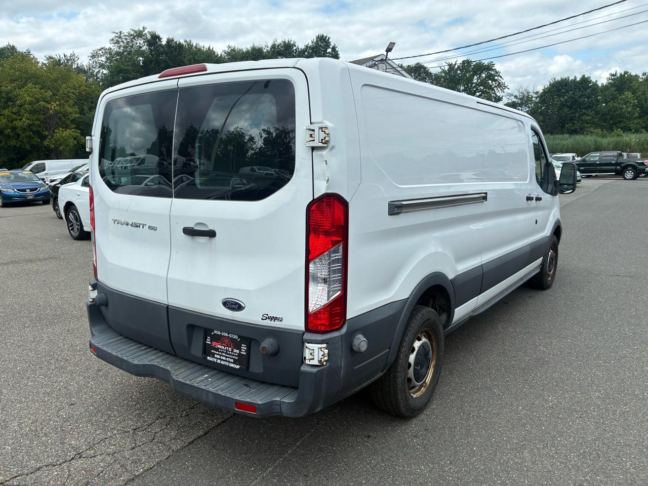 Ford Transit 150 Van Low Roof w/Sliding Pass. 148-in. WB 2015
