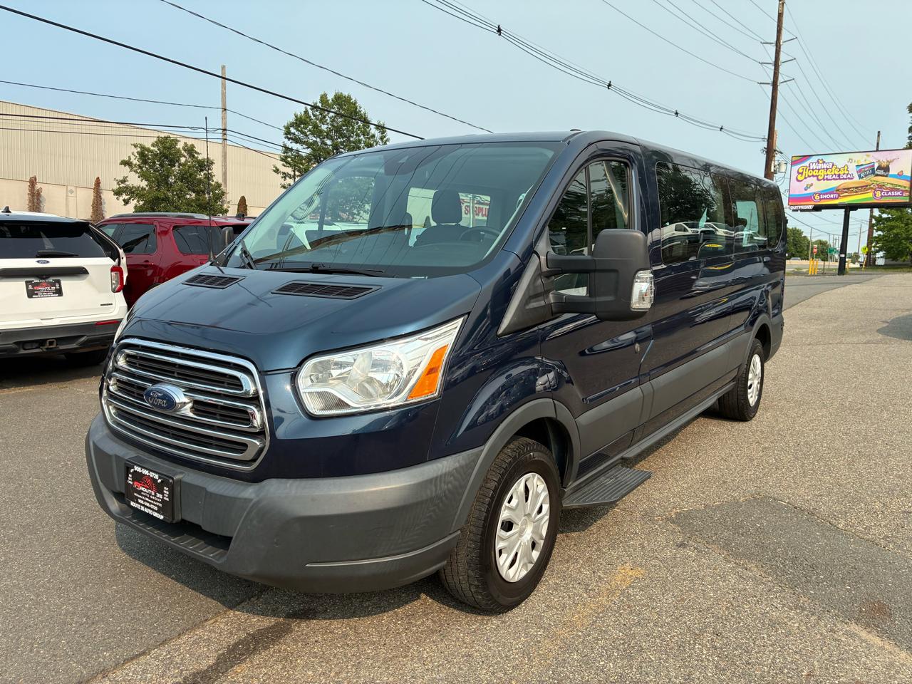 2018 Ford Transit 350 Wagon Low Roof XL w/Sliding Pass. 148-in. WB