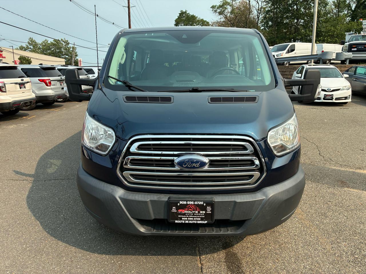 Ford Transit 350 Wagon Low Roof XL w/Sliding Pass. 148-in. WB 2018