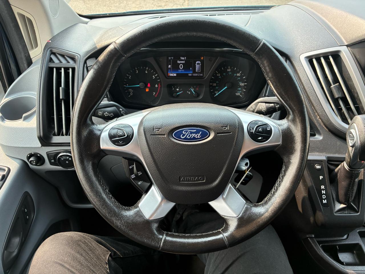 Ford Transit 350 Wagon Low Roof XL w/Sliding Pass. 148-in. WB 2018