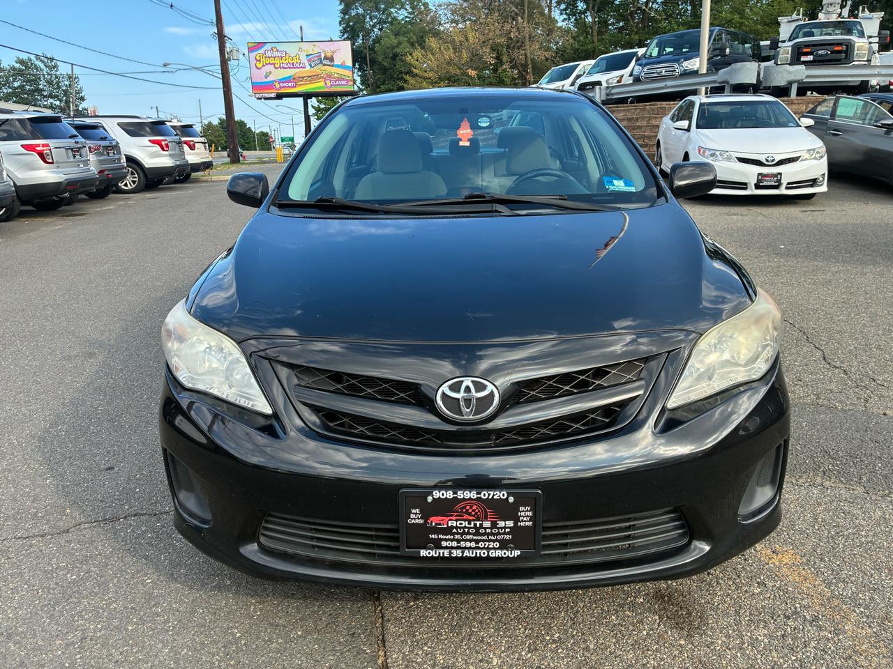 Toyota Corolla LE 4-Speed AT 2012