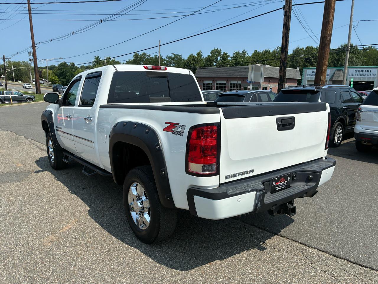 GMC Sierra 2500HD Denali Crew Cab 4WD 2014