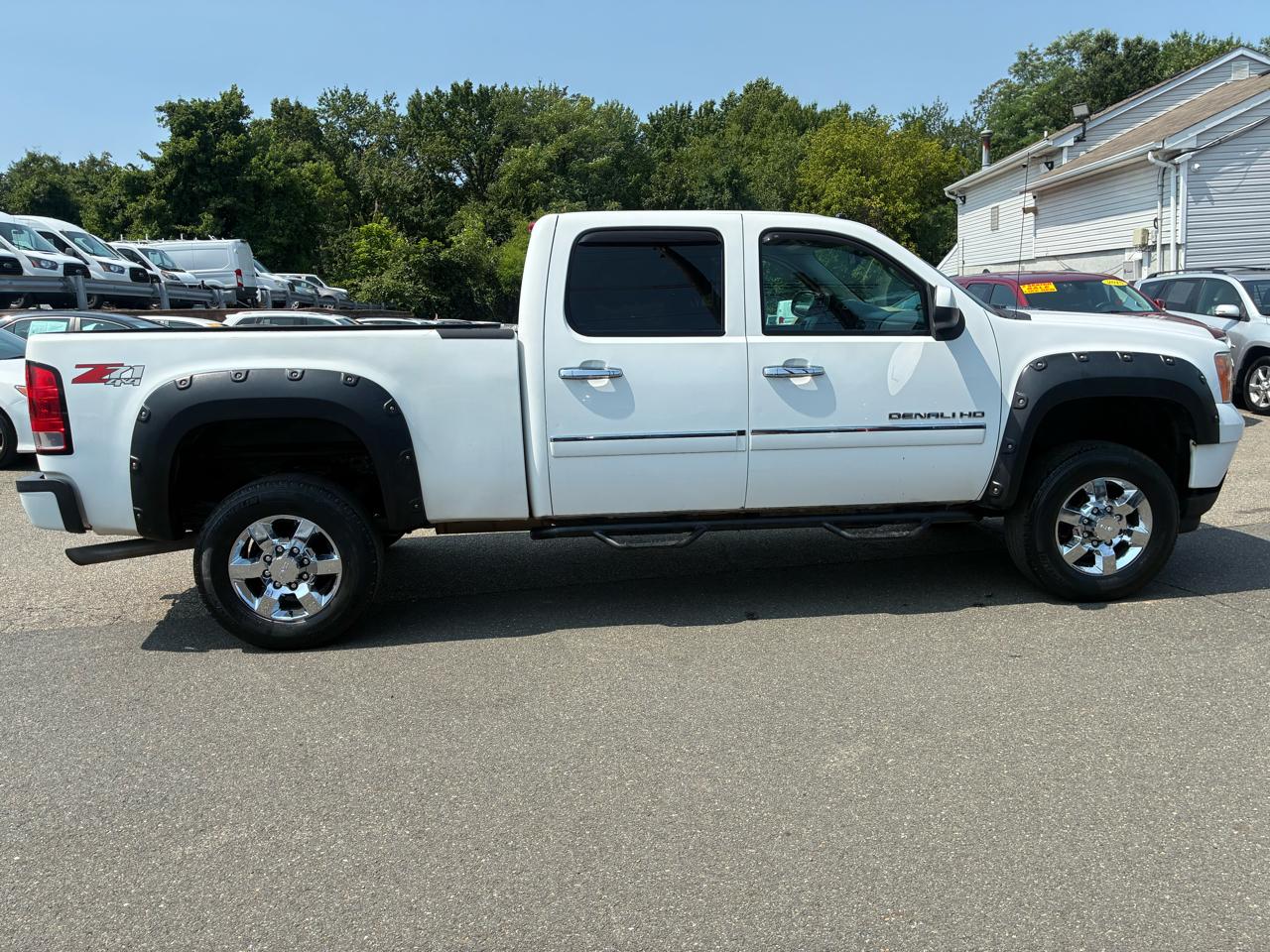 GMC Sierra 2500HD Denali Crew Cab 4WD 2014