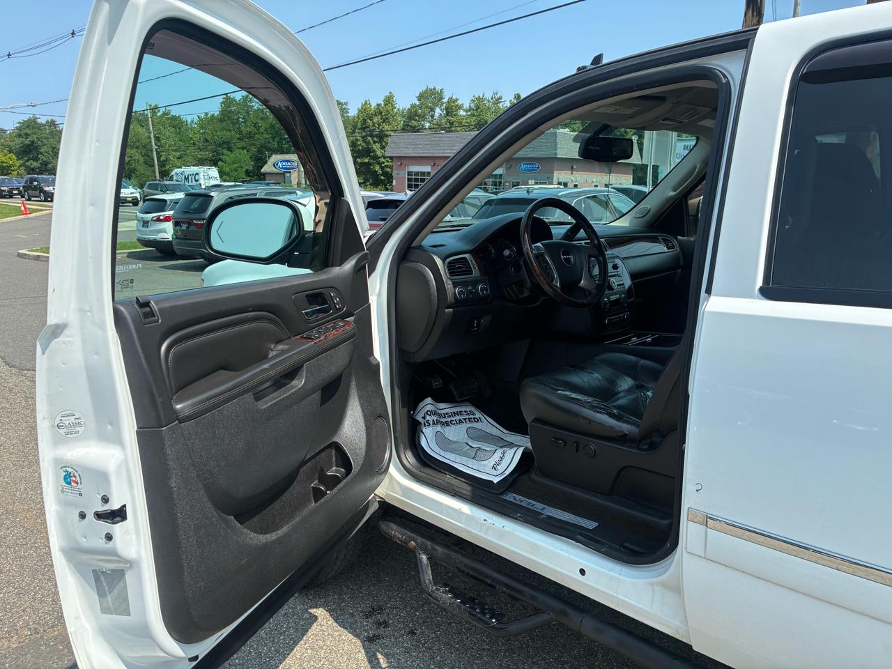 GMC Sierra 2500HD Denali Crew Cab 4WD 2014