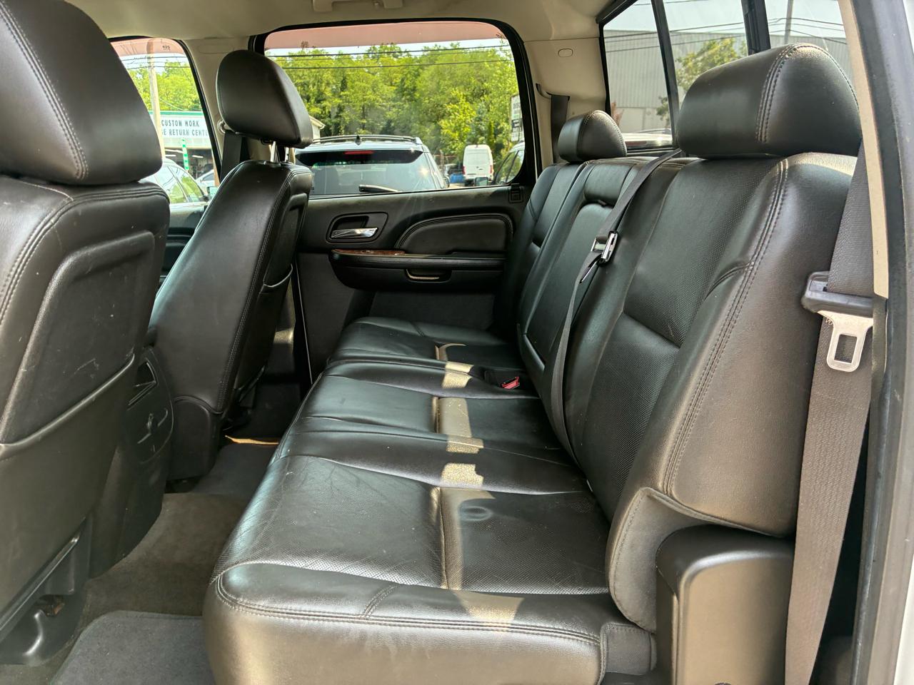 GMC Sierra 2500HD Denali Crew Cab 4WD 2014