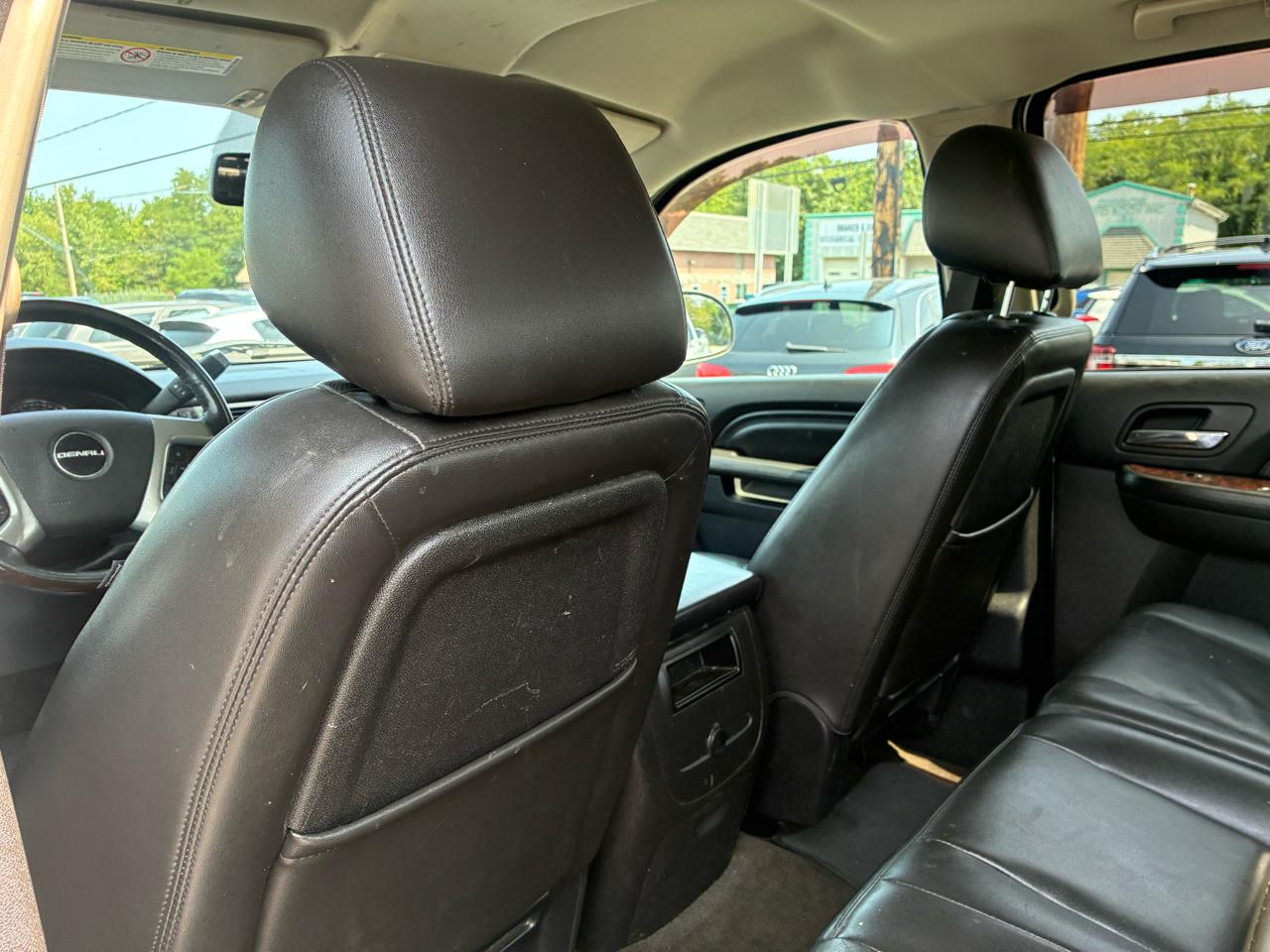 GMC Sierra 2500HD Denali Crew Cab 4WD 2014