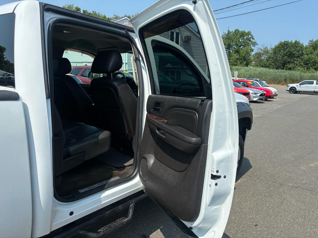 GMC Sierra 2500HD Denali Crew Cab 4WD 2014