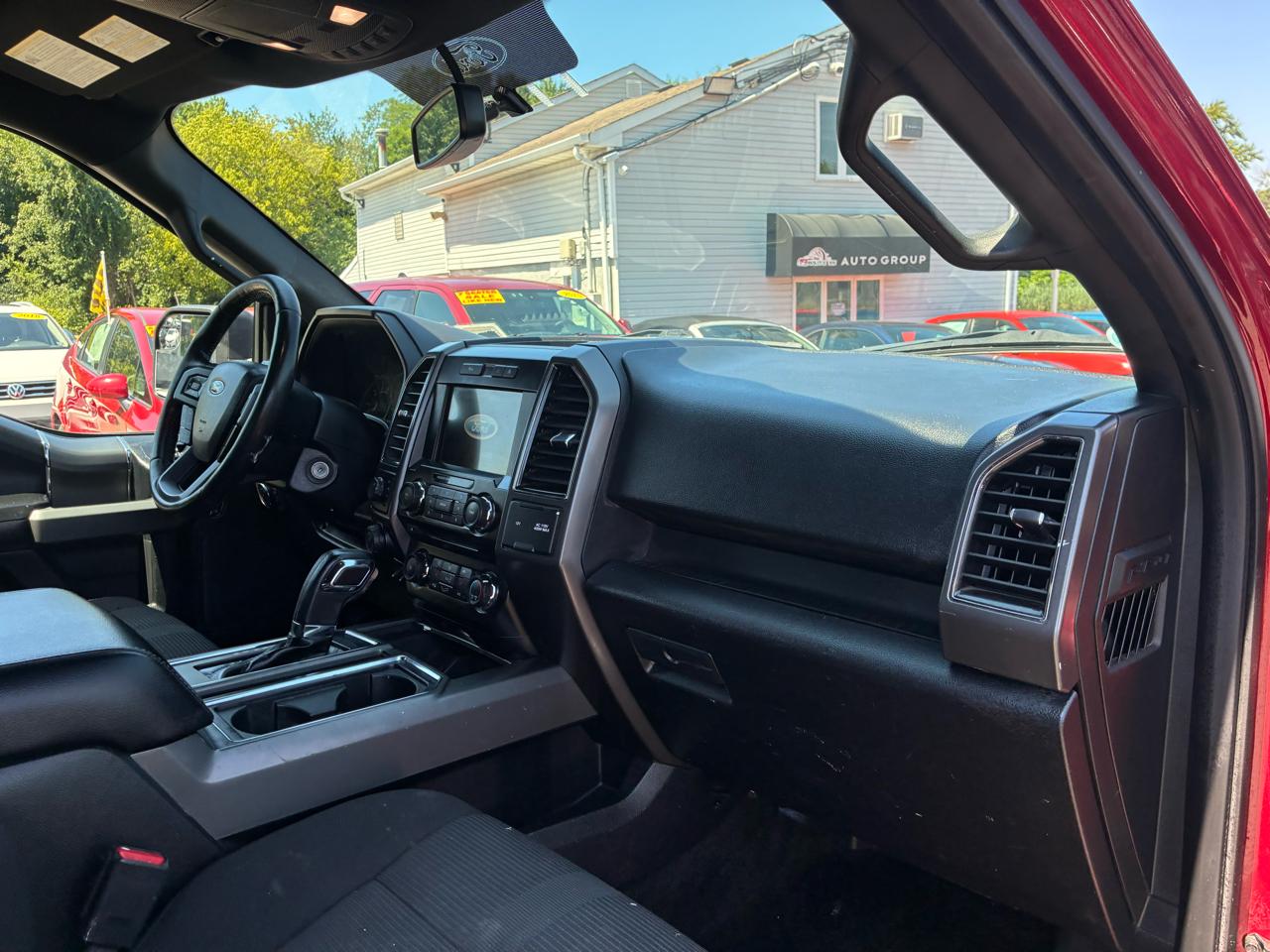 Ford F-150 XLT SuperCab 6.5-ft. Bed 4WD 2017