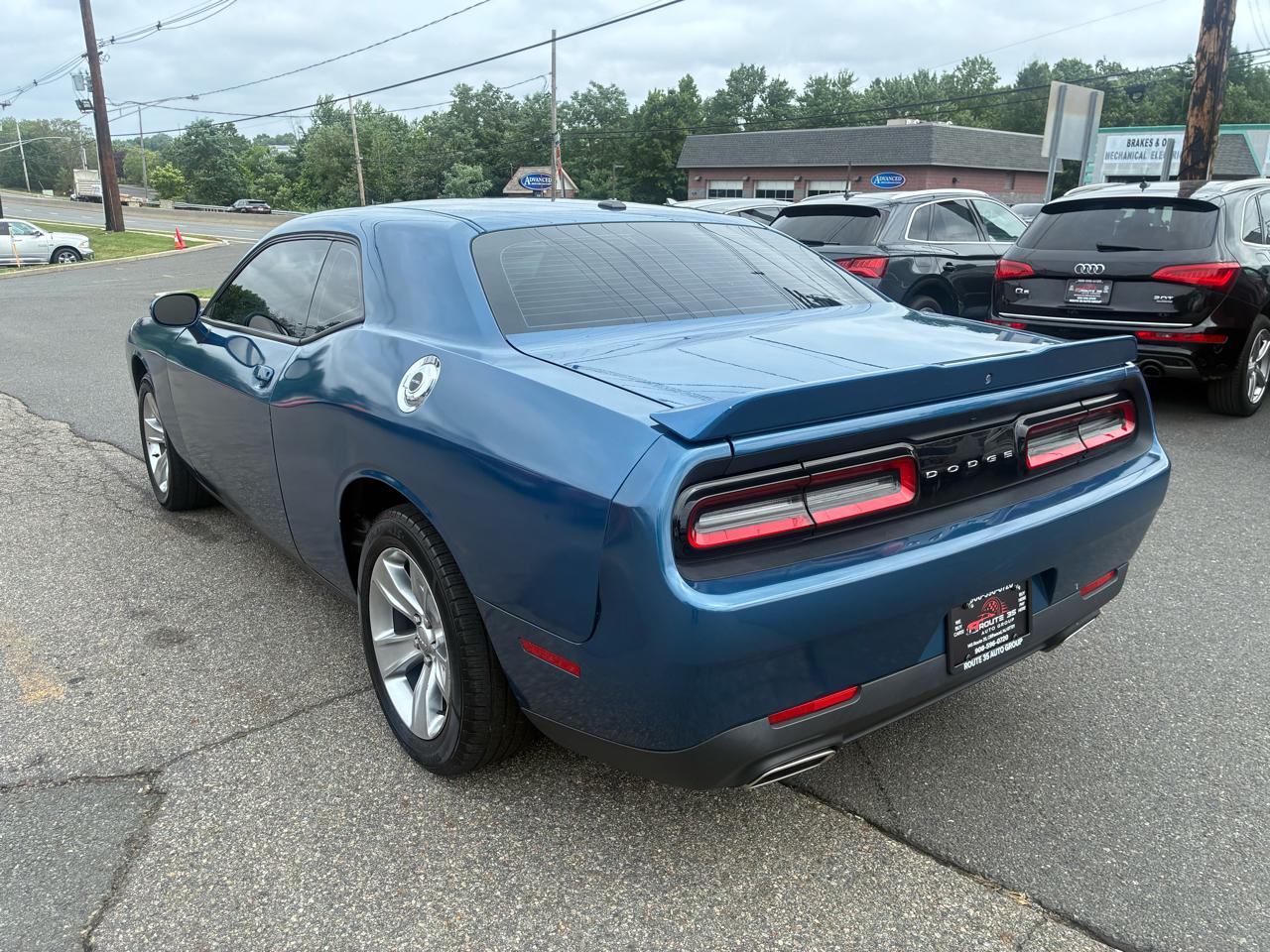 Dodge Challenger SXT 2021