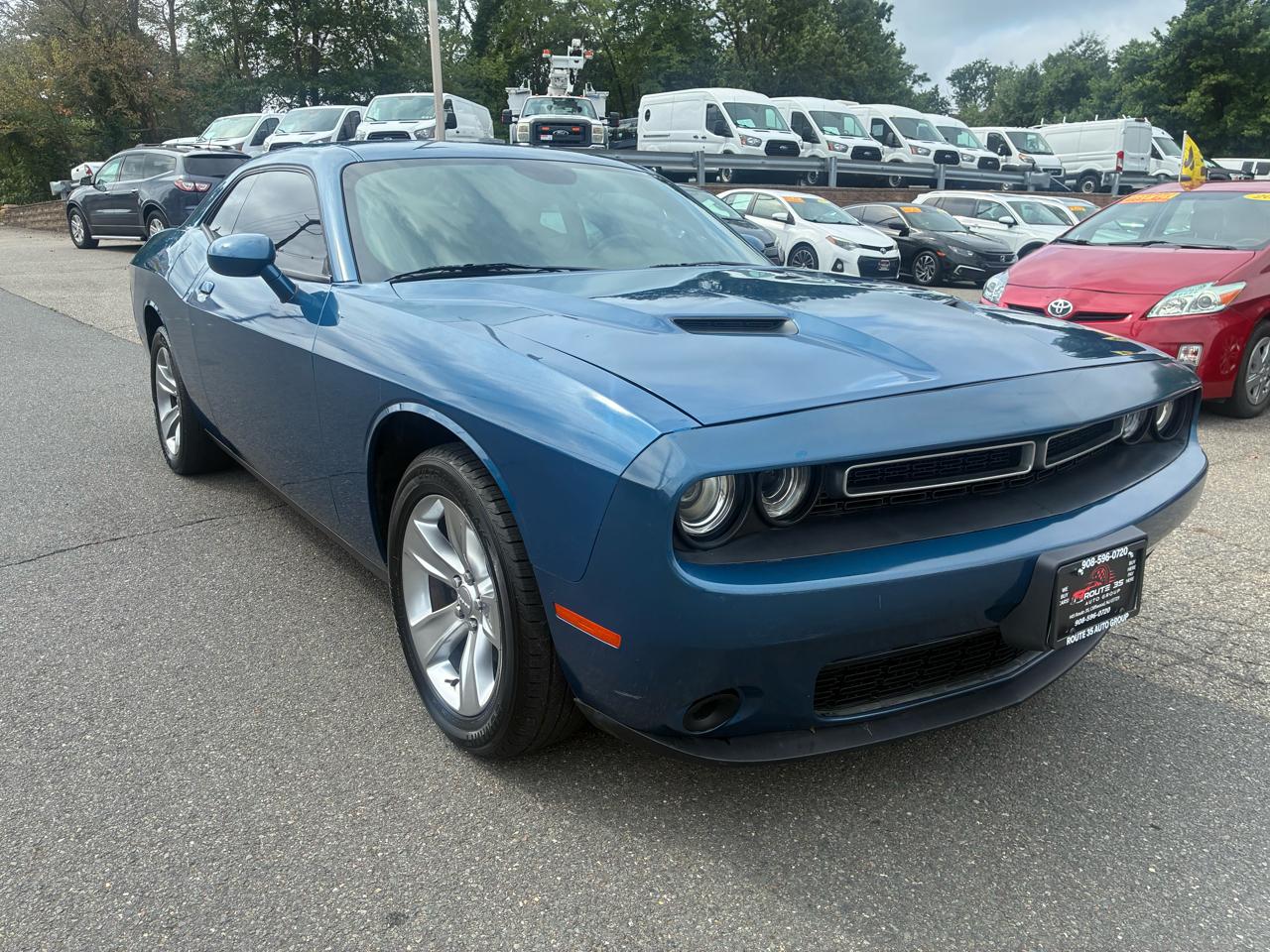 Dodge Challenger SXT 2021