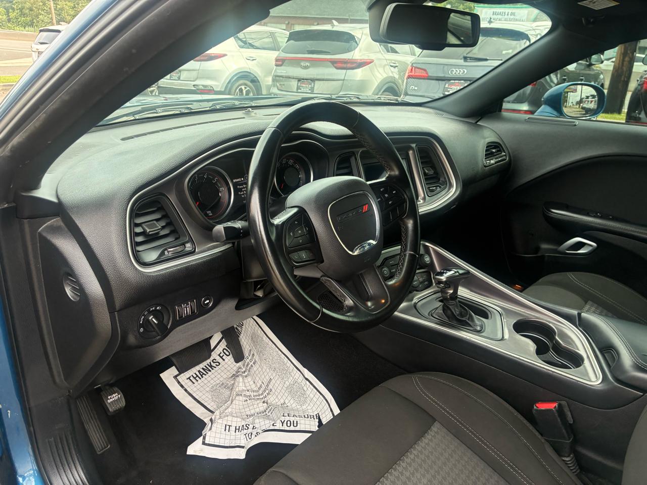 Dodge Challenger SXT 2021