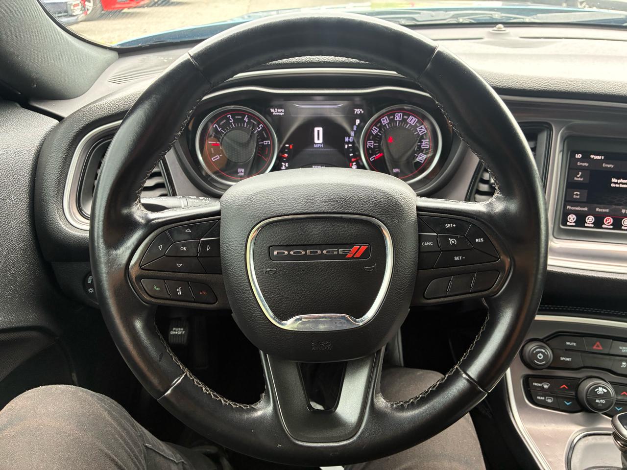 Dodge Challenger SXT 2021