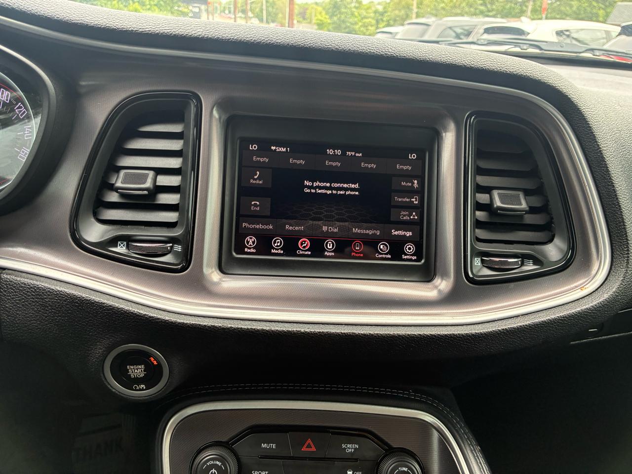 Dodge Challenger SXT 2021
