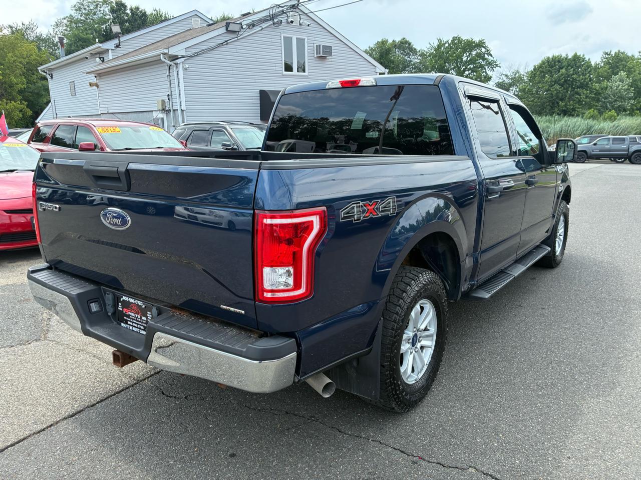Ford F-150 XLT SuperCrew 5.5-ft. Bed 4WD 2015