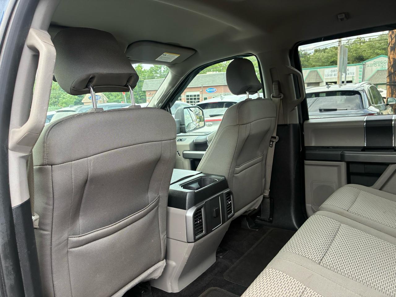Ford F-150 XLT SuperCrew 5.5-ft. Bed 4WD 2015