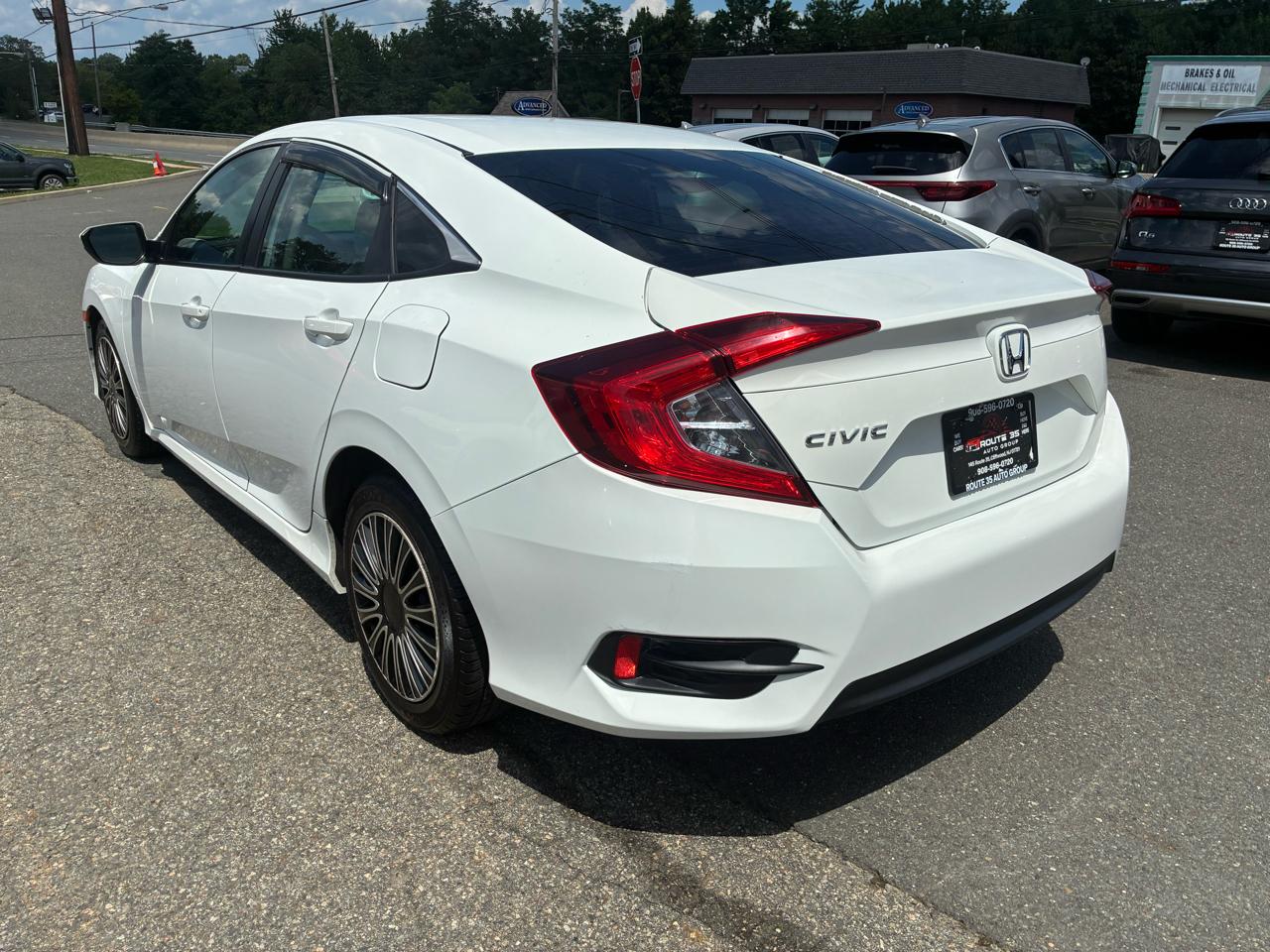 Honda Civic LX Sedan CVT 2017