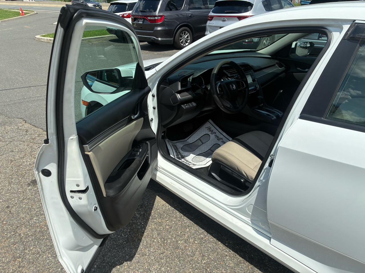 Honda Civic LX Sedan CVT 2017
