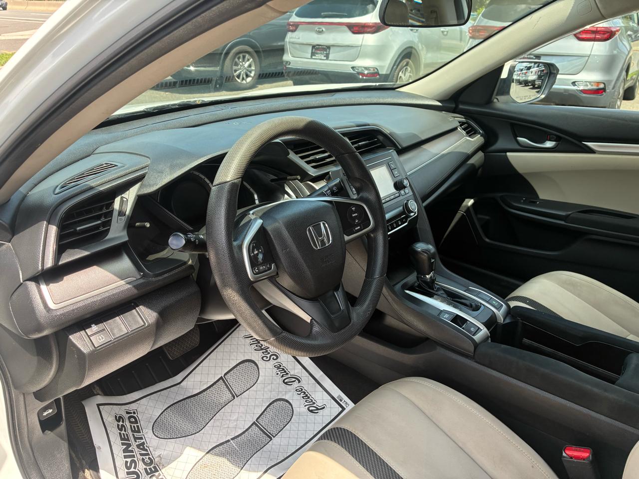 Honda Civic LX Sedan CVT 2017