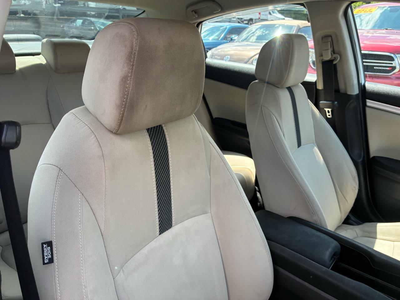 Honda Civic LX Sedan CVT 2017