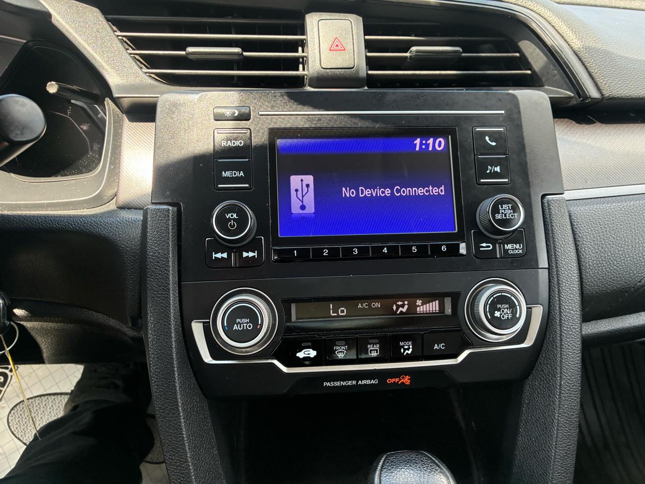 Honda Civic LX Sedan CVT 2017