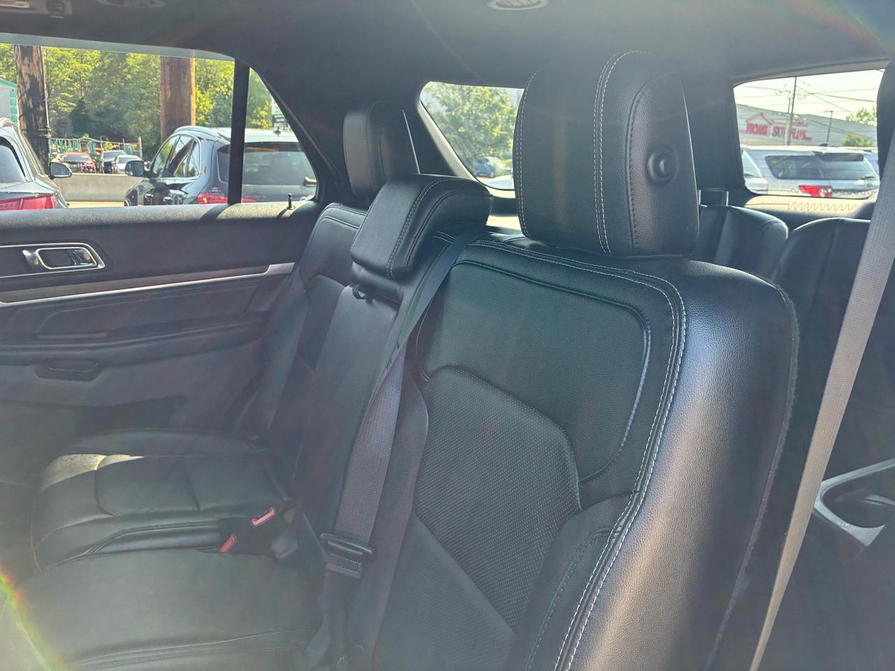 Ford Explorer Limited 4WD 2016