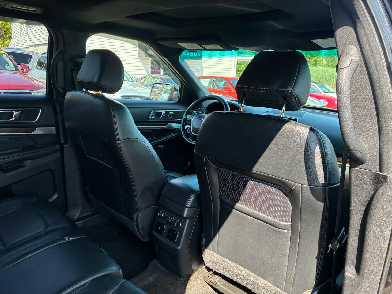 Ford Explorer Limited 4WD 2016