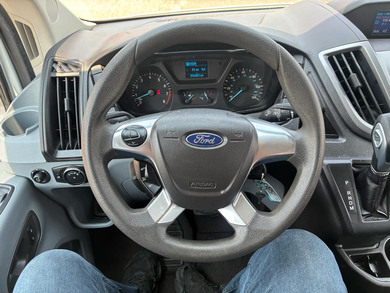 Ford Transit 350 Wagon Med. Roof XL w/Sliding Pass. 148-in. WB 2015