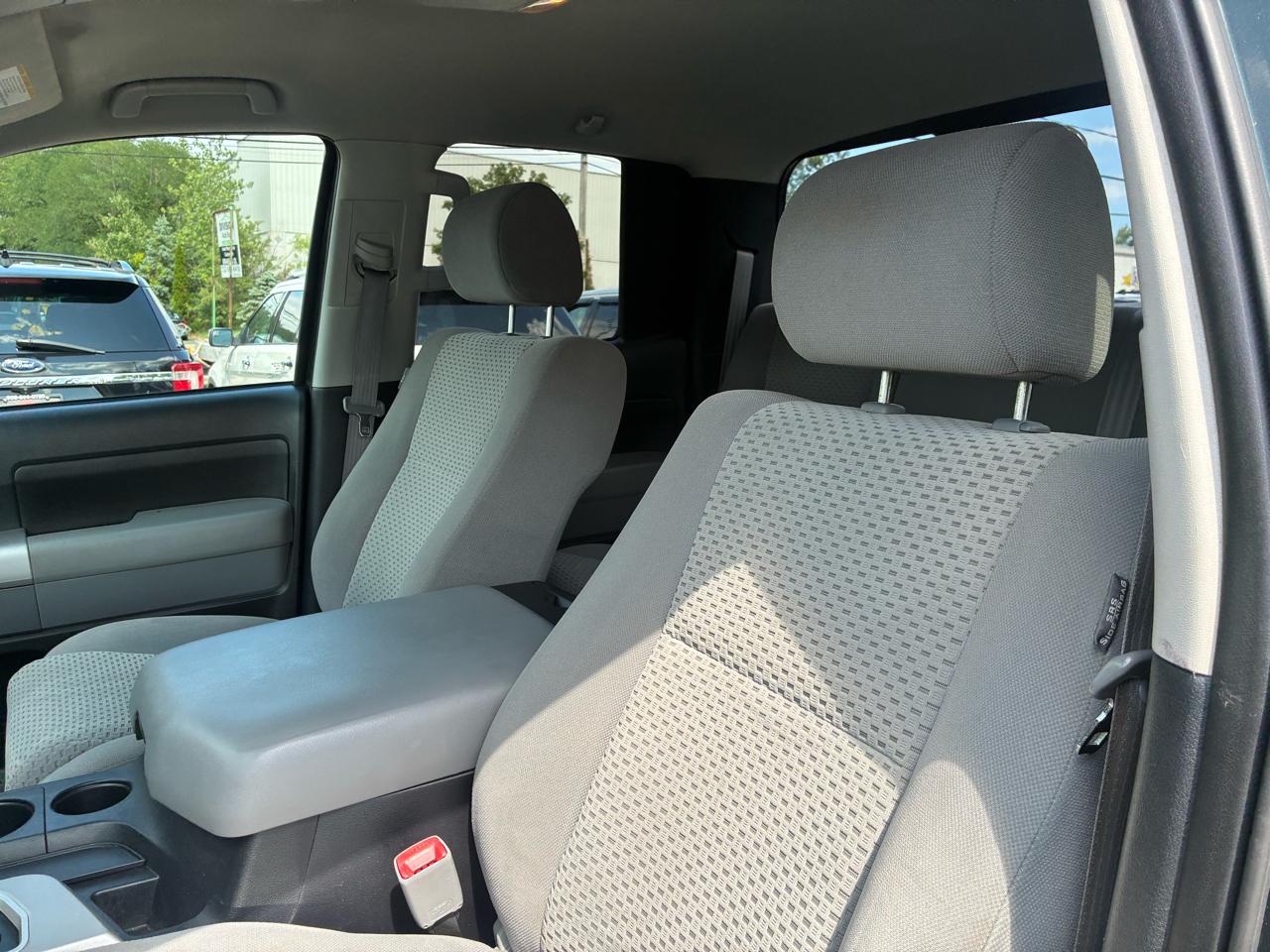 Toyota Tundra SR5 Double Cab 6AT 4WD 2007