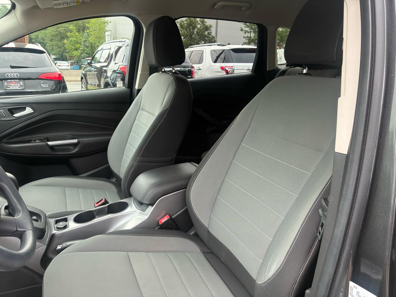 Ford Escape SE FWD 2016