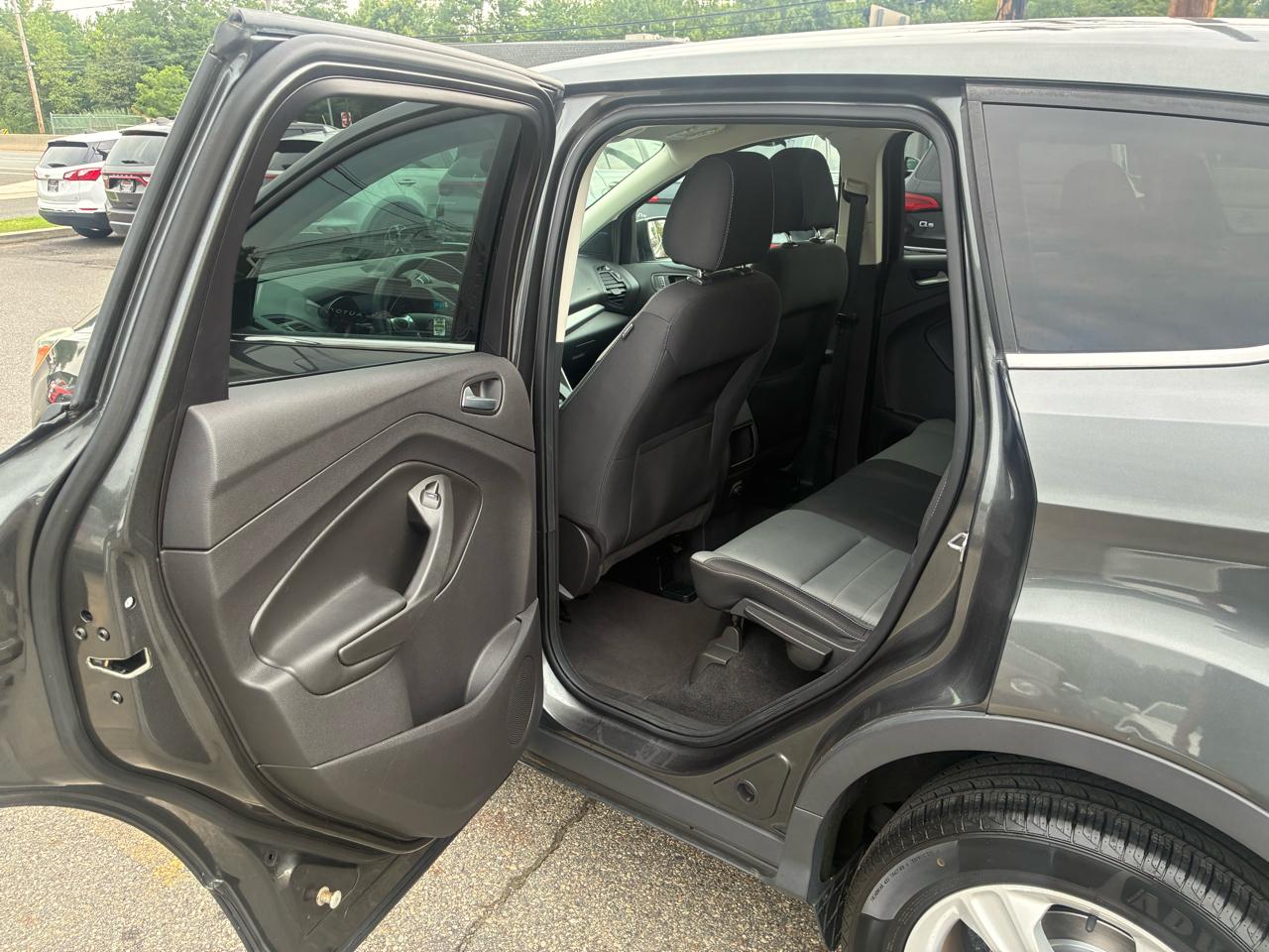 Ford Escape SE FWD 2016